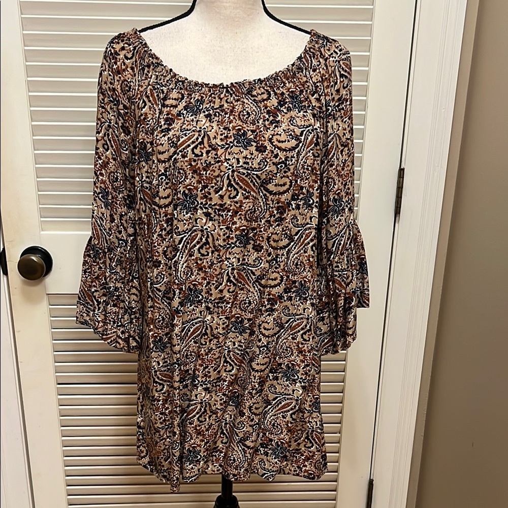 Blu Pepper Ruffled 3/4 Sleeve Tunic in Neutral Colors, Size Large, NWOT